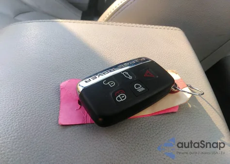 2014 Land Rover Range Rover Evoque Pure from USA, damaged, VIN SALVP2BG0EH954594